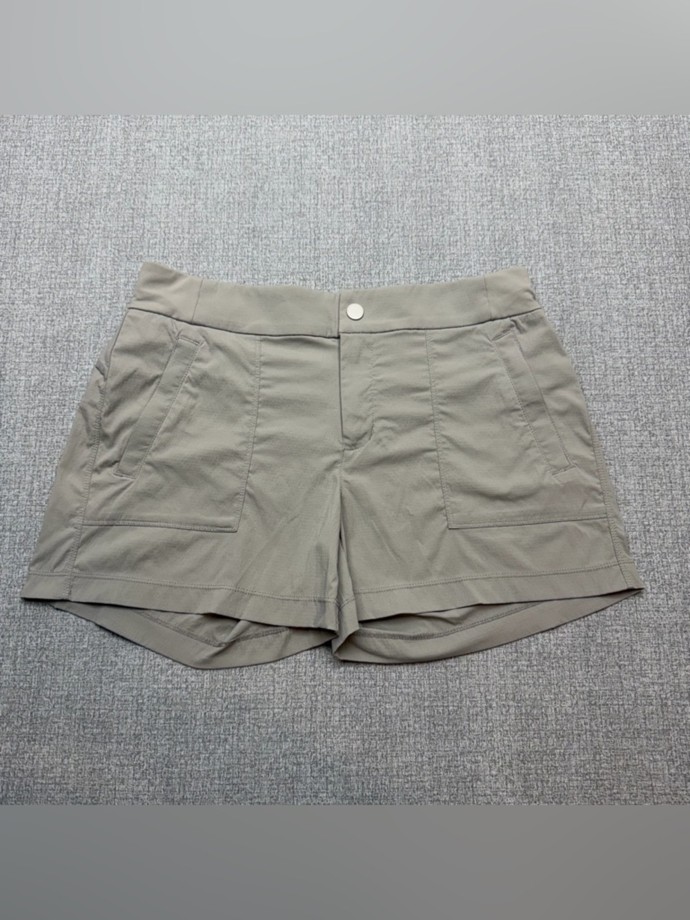 Athleta Trekkie North‎ Shorts